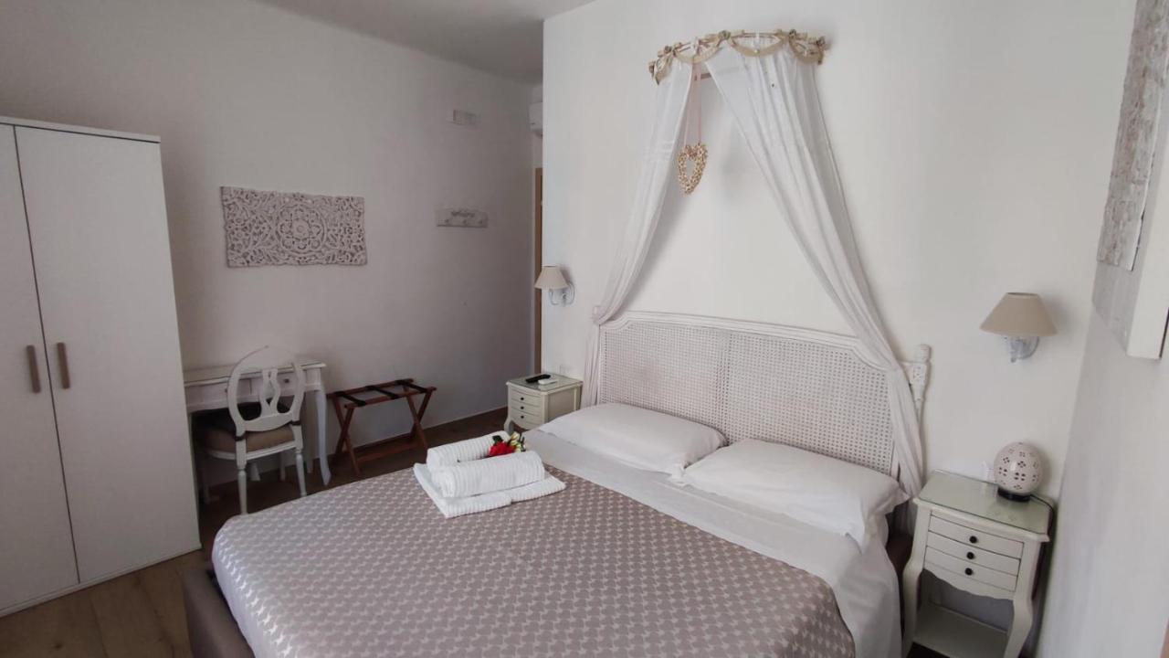 Beb Pignatelli Affittacamere Matera Buitenkant foto