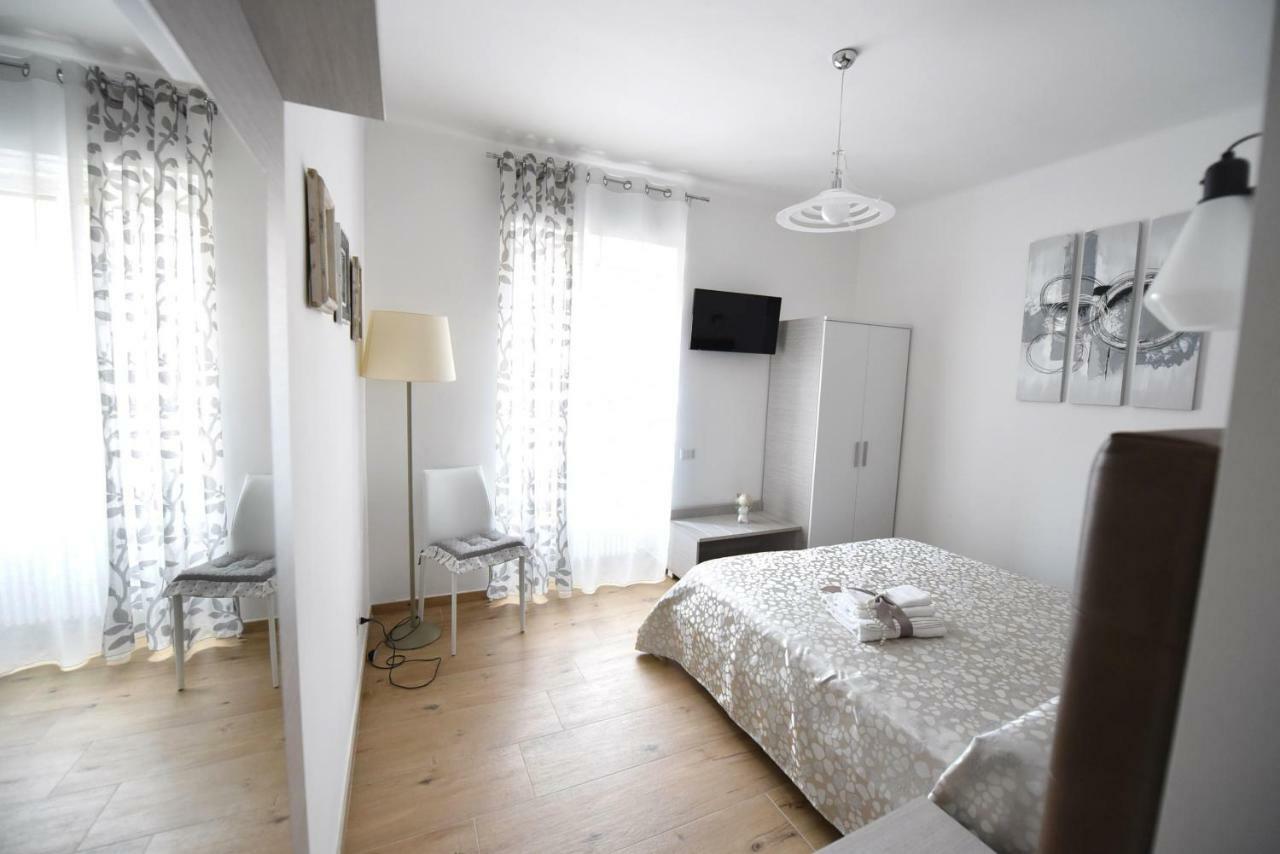 Beb Pignatelli Affittacamere Matera Buitenkant foto