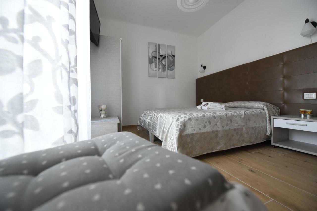 Beb Pignatelli Affittacamere Matera Buitenkant foto